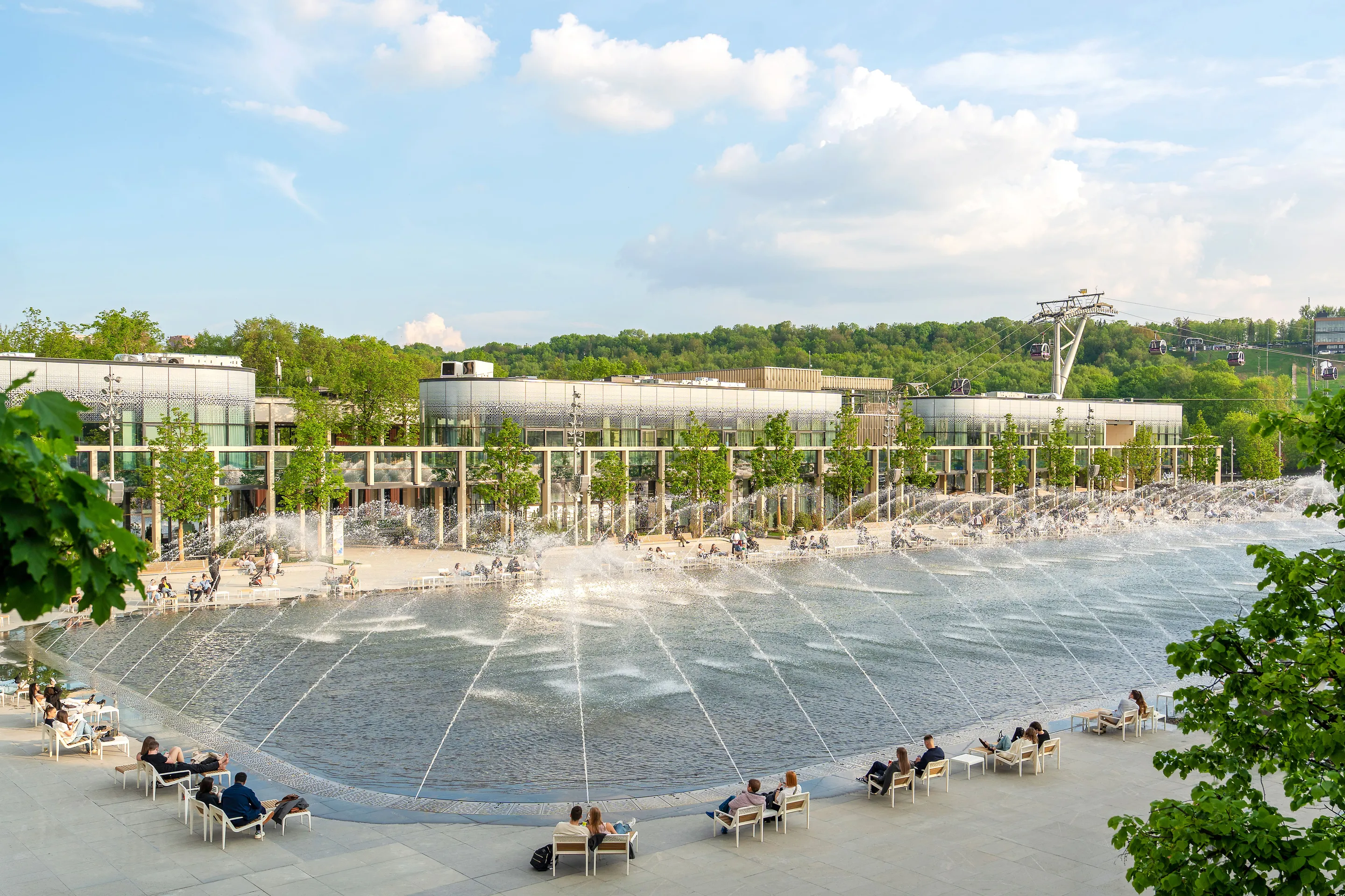 04. Novyy fontan na tsentralnoy ploshchadi _Luzhniki_ (1)