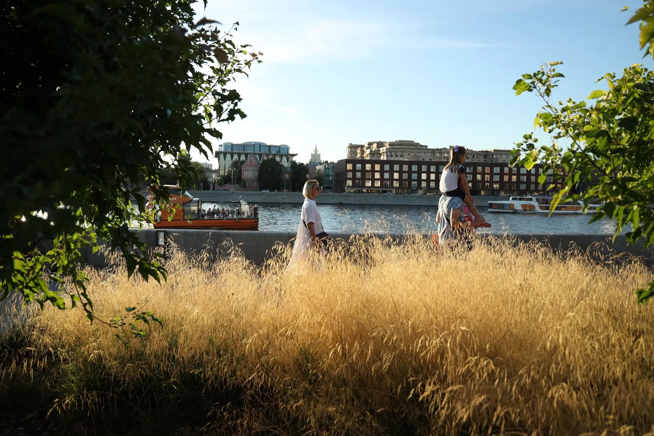 Muzeon Embankment Moscow