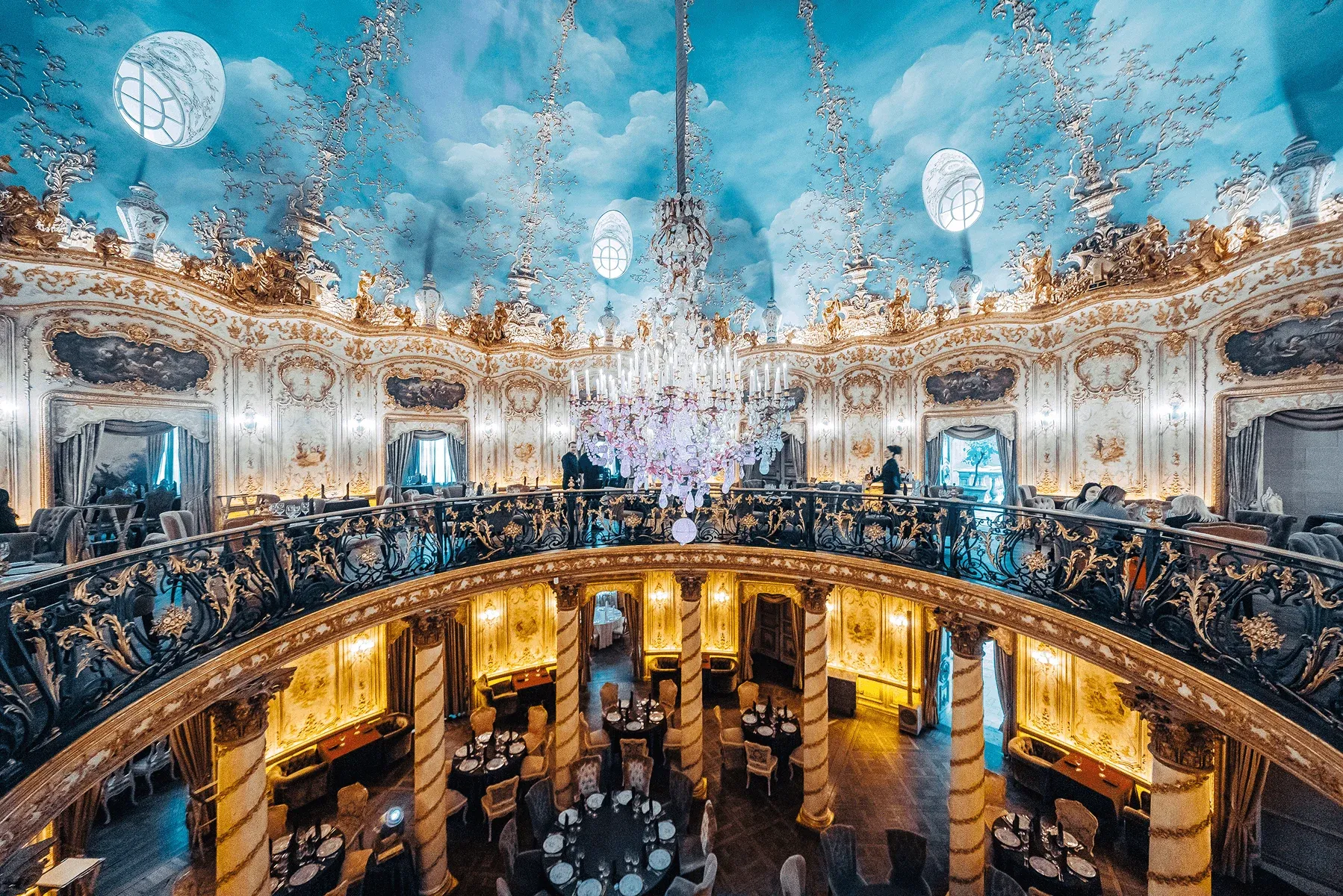 Turandot restaurant inside